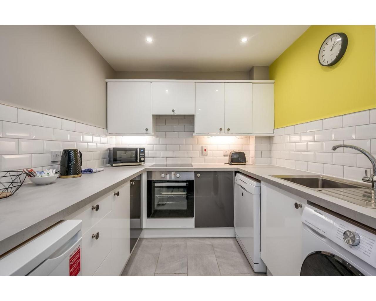 Central Belfast Apartments: Citygate Quarto foto
