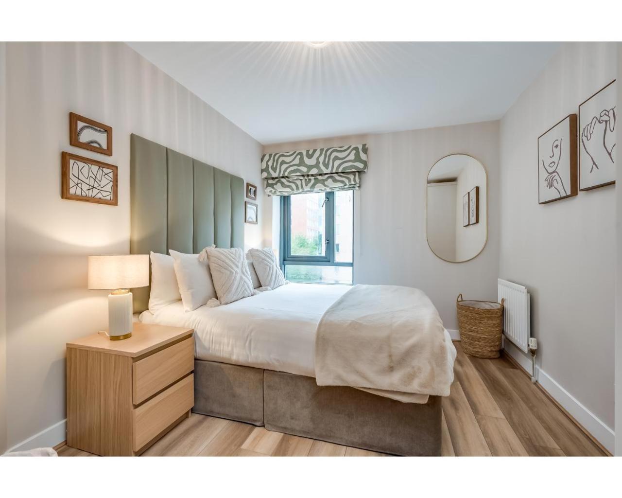 Central Belfast Apartments: Citygate Quarto foto